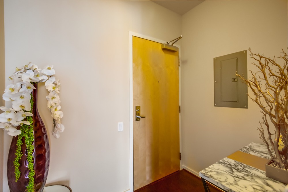 Virtual tour photo 16 of 73 for 321 10th Ave #907