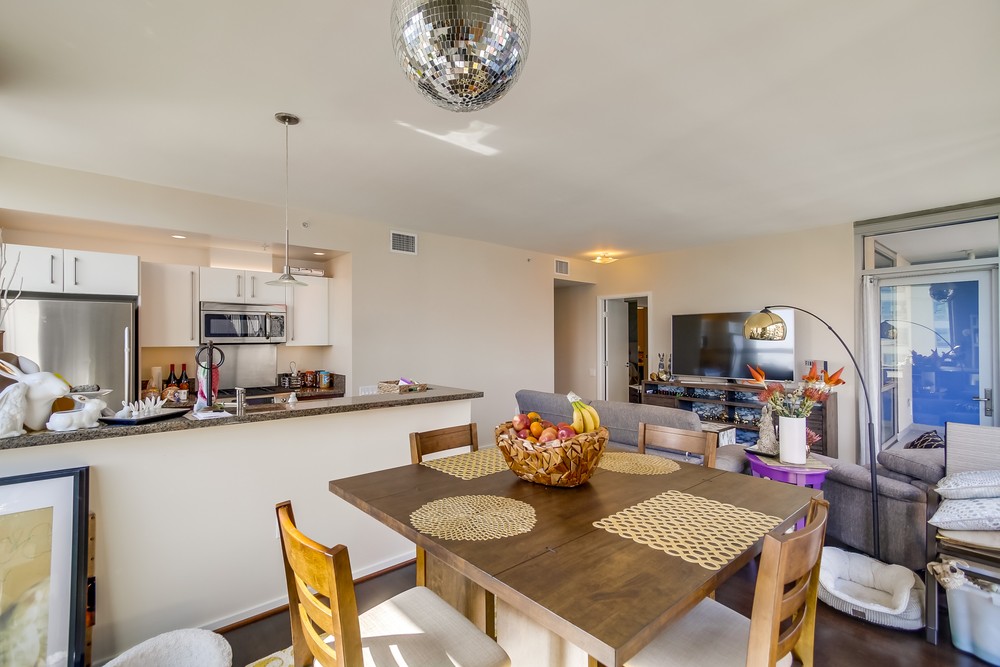Virtual tour photo 27 of 73 for 321 10th Ave #907