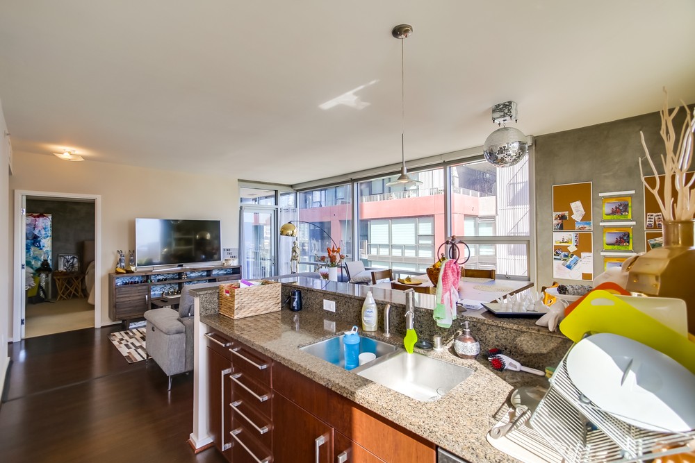 Virtual tour photo 36 of 73 for 321 10th Ave #907