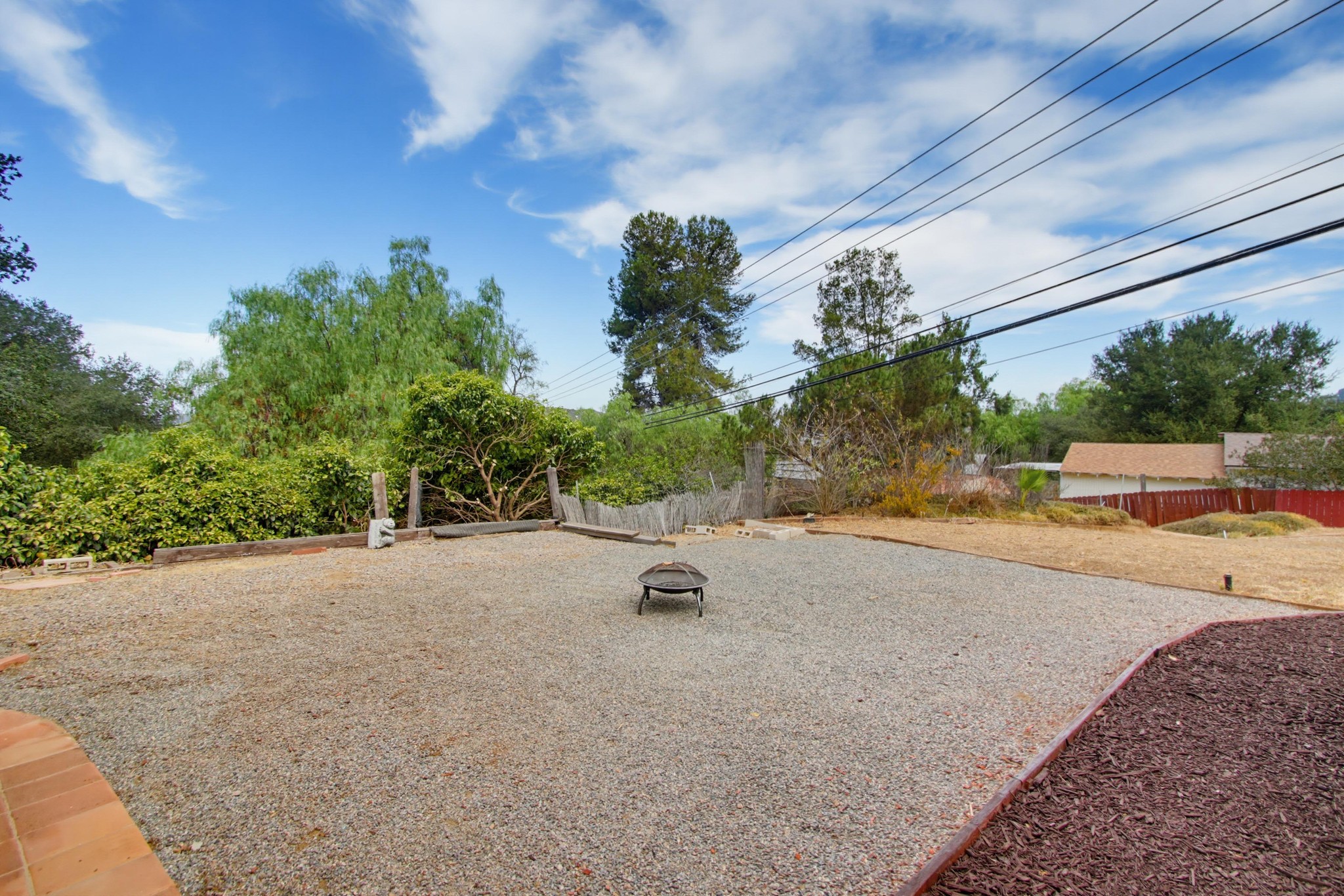 Virtual tour photo 6 of 51 for 321 North Ln