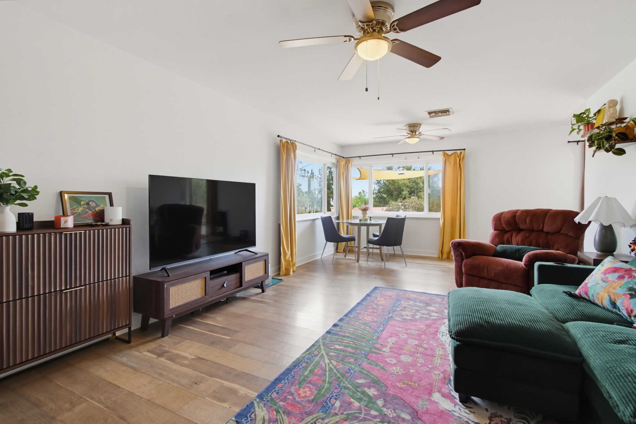 Virtual tour photo 13 of 51 for 321 North Ln