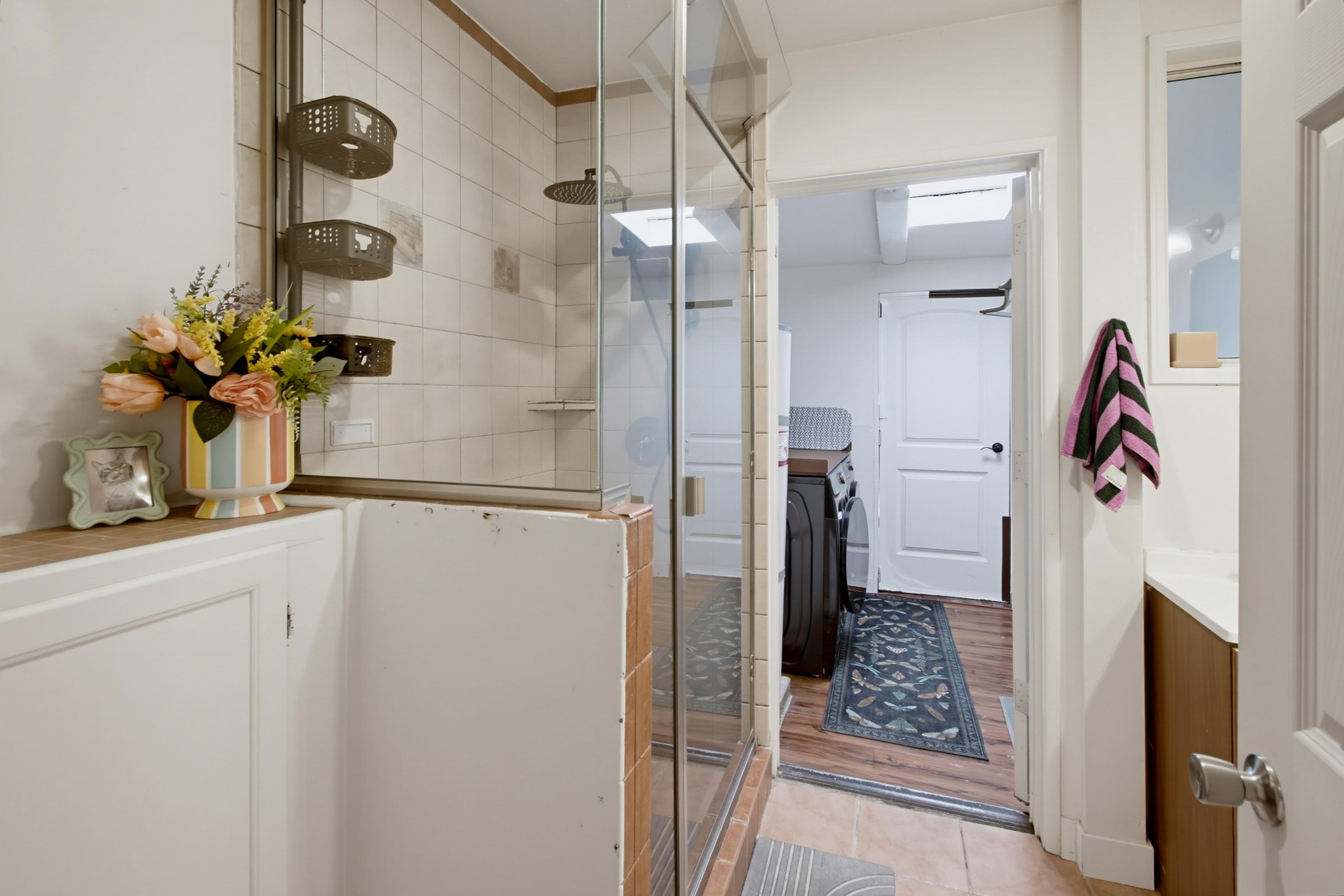 Virtual tour photo 23 of 51 for 321 North Ln