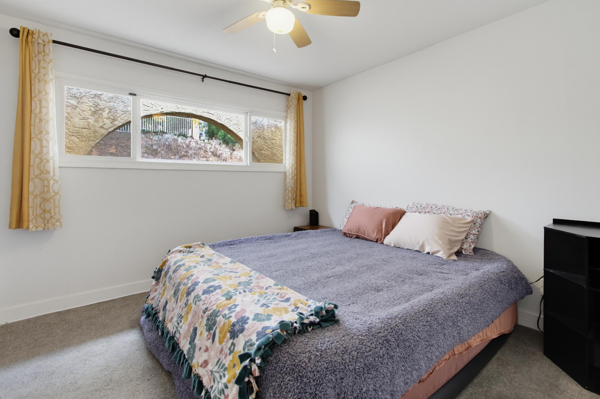 Virtual tour photo 32 of 51 for 321 North Ln