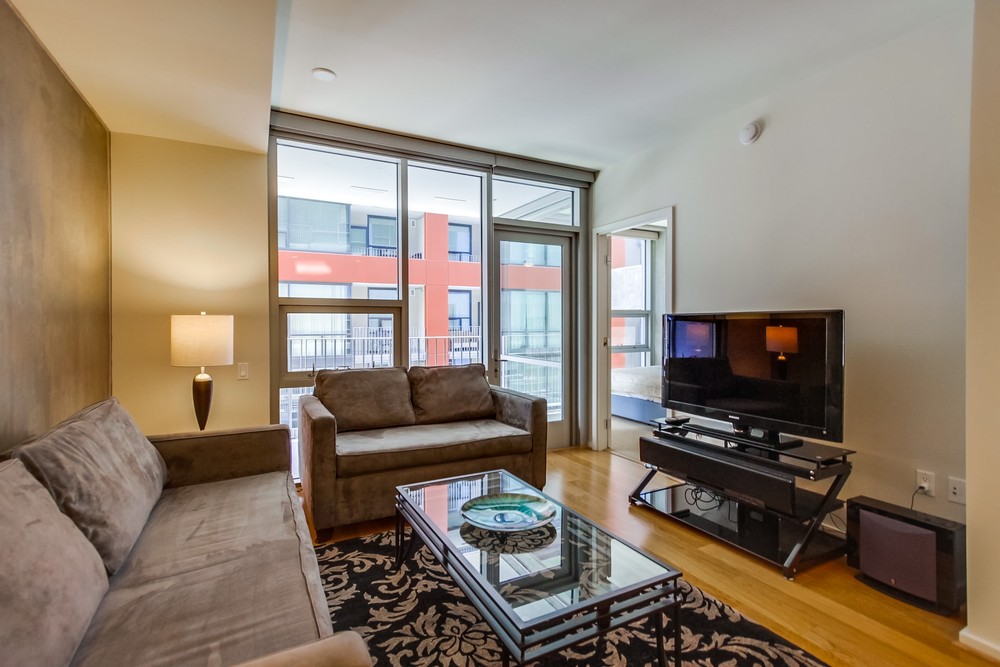 Virtual tour photo 9 of 45 for 321 Tenth Ave #303