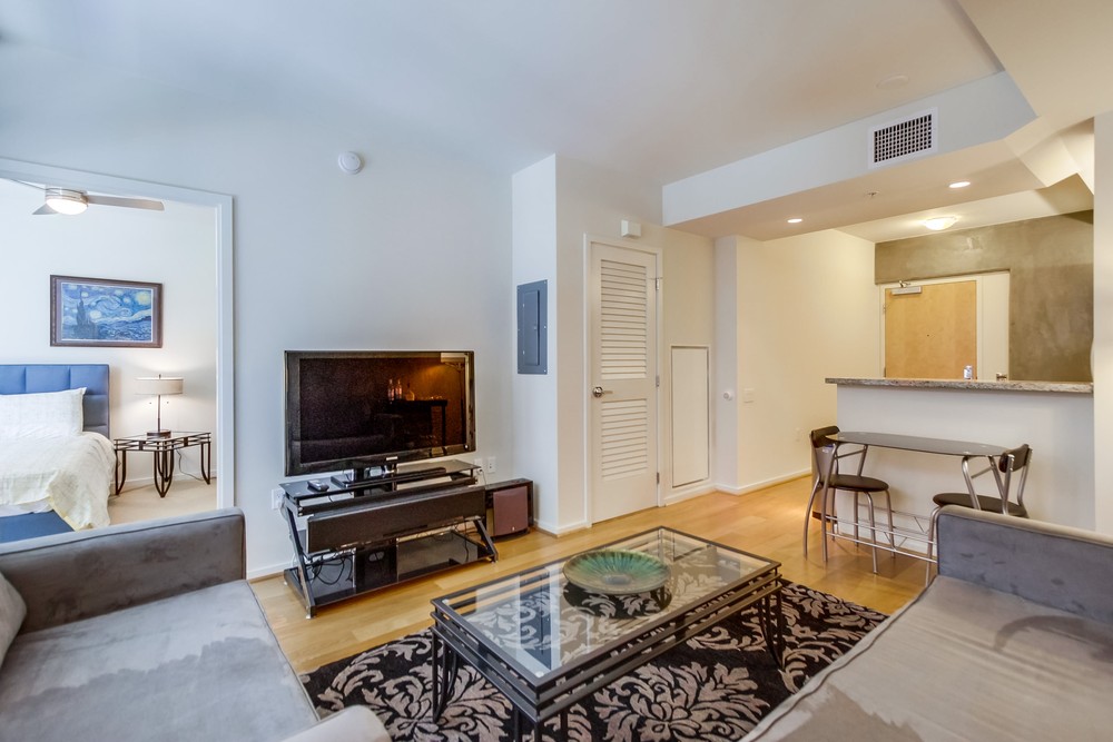 Virtual tour photo 11 of 45 for 321 Tenth Ave #303
