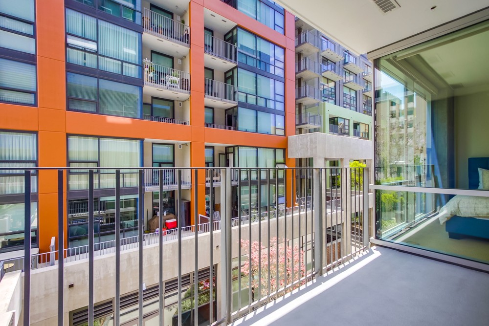 Virtual tour photo 30 of 45 for 321 Tenth Ave #303