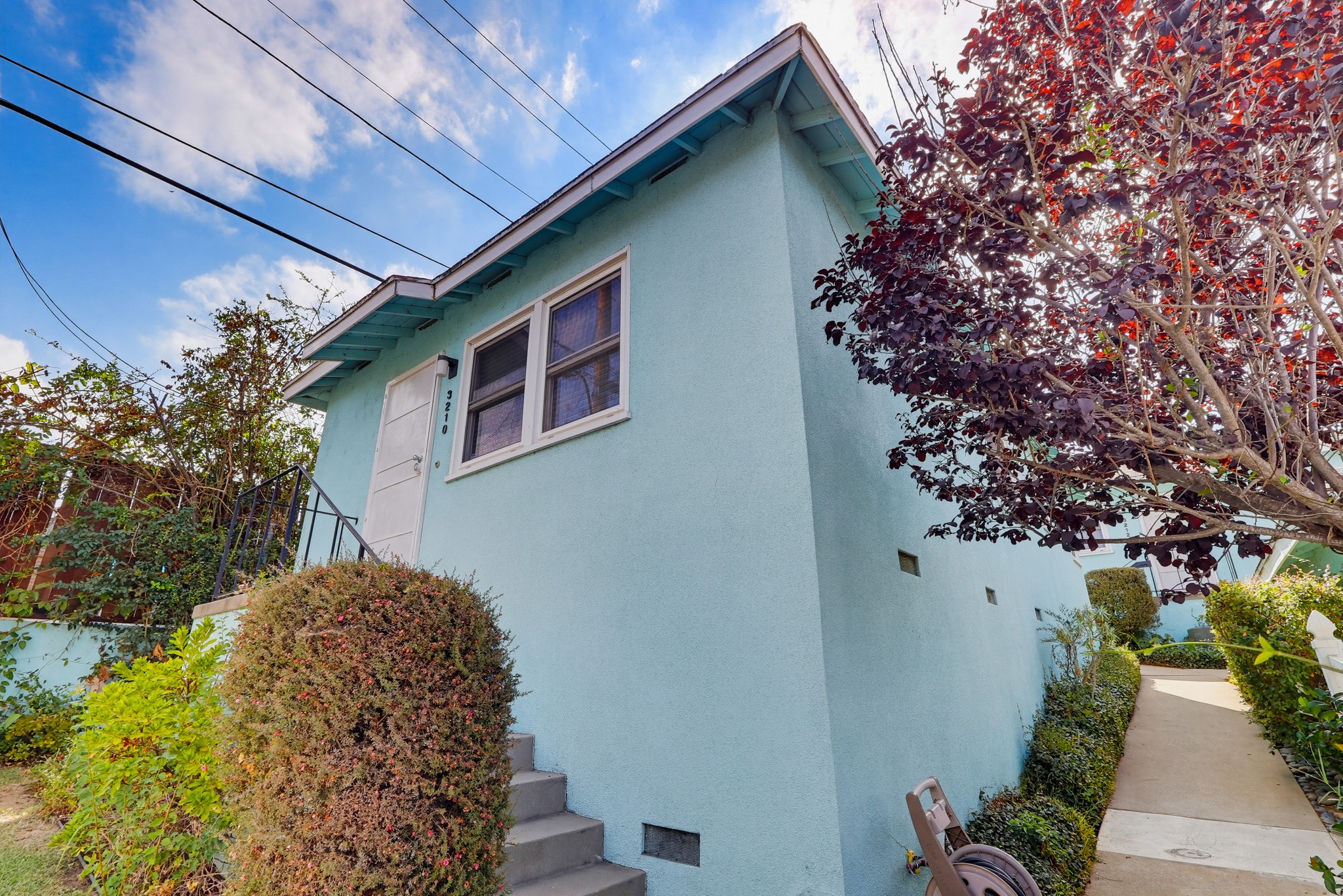 Virtual tour photo 7 of 50 for 3210 Edward Ave