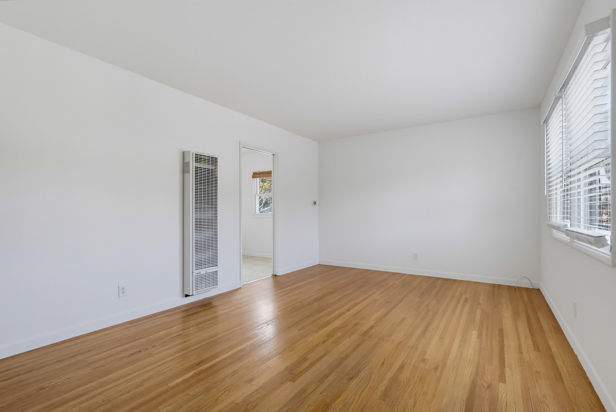 Virtual tour photo 10 of 50 for 3210 Edward Ave