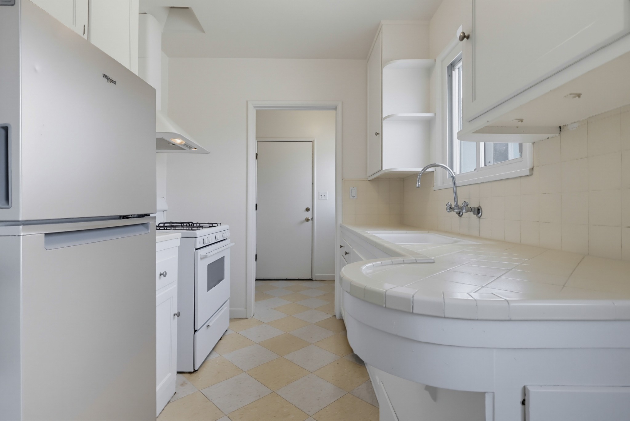 Virtual tour photo 21 of 50 for 3210 Edward Ave