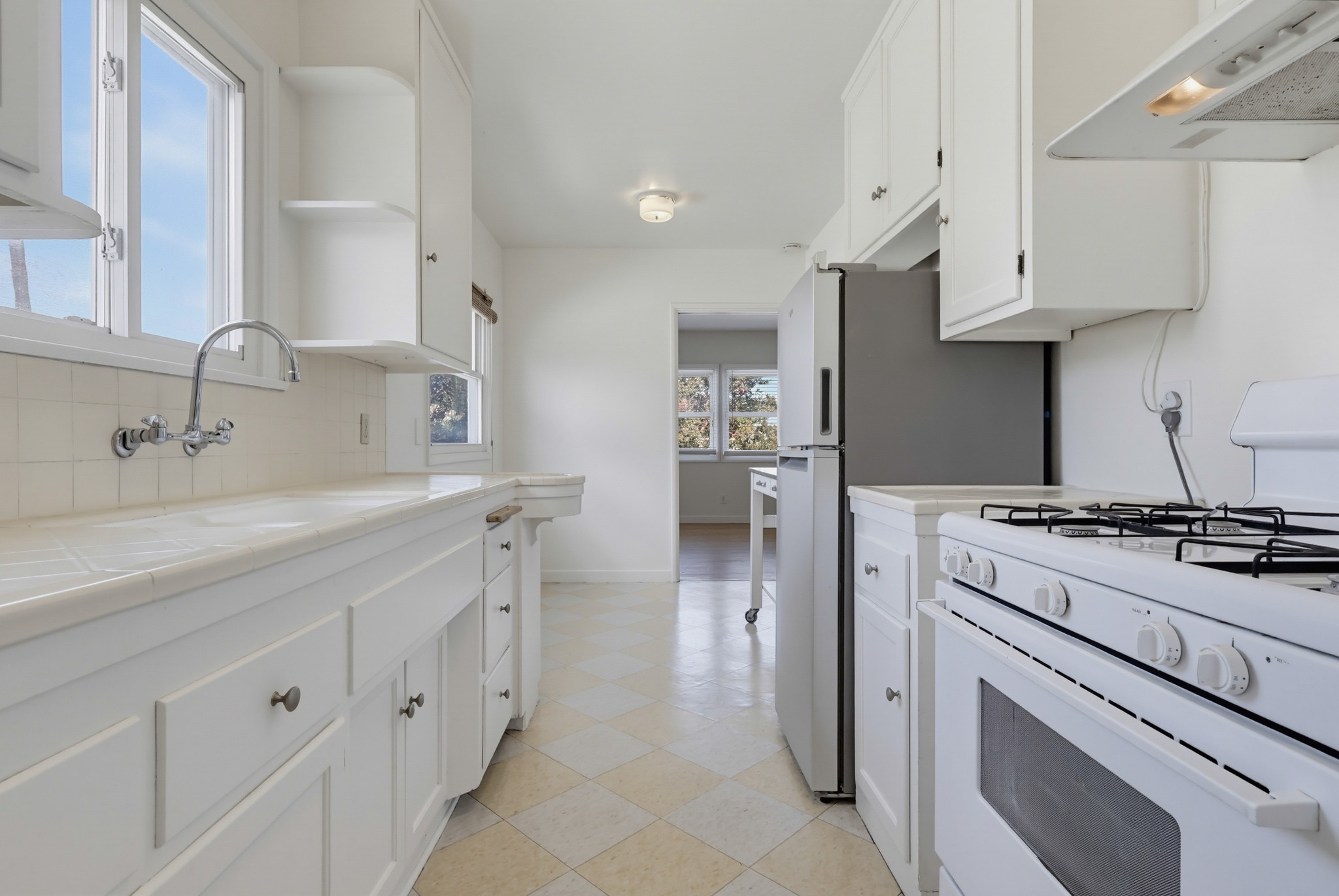 Virtual tour photo 24 of 50 for 3210 Edward Ave