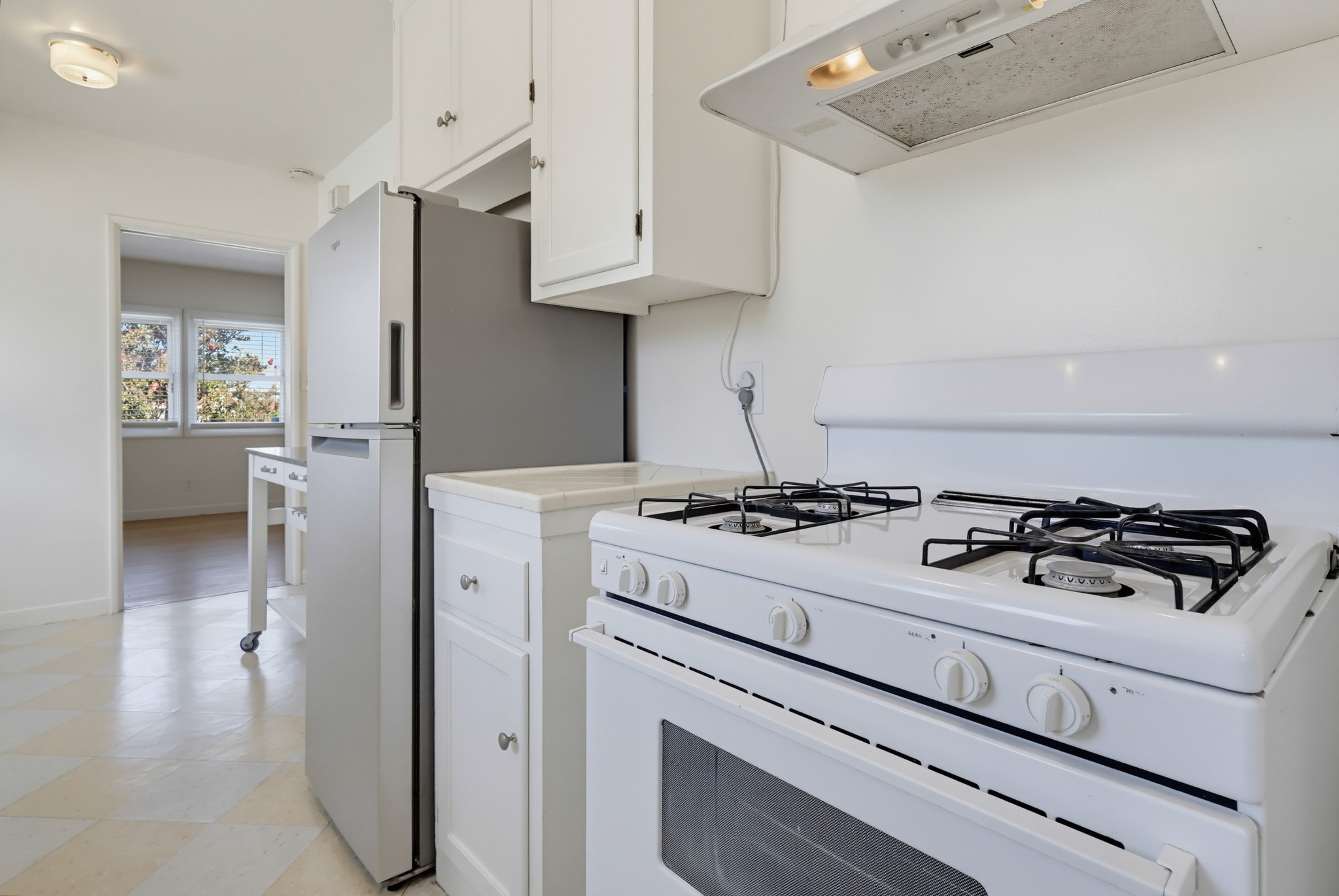 Virtual tour photo 26 of 50 for 3210 Edward Ave