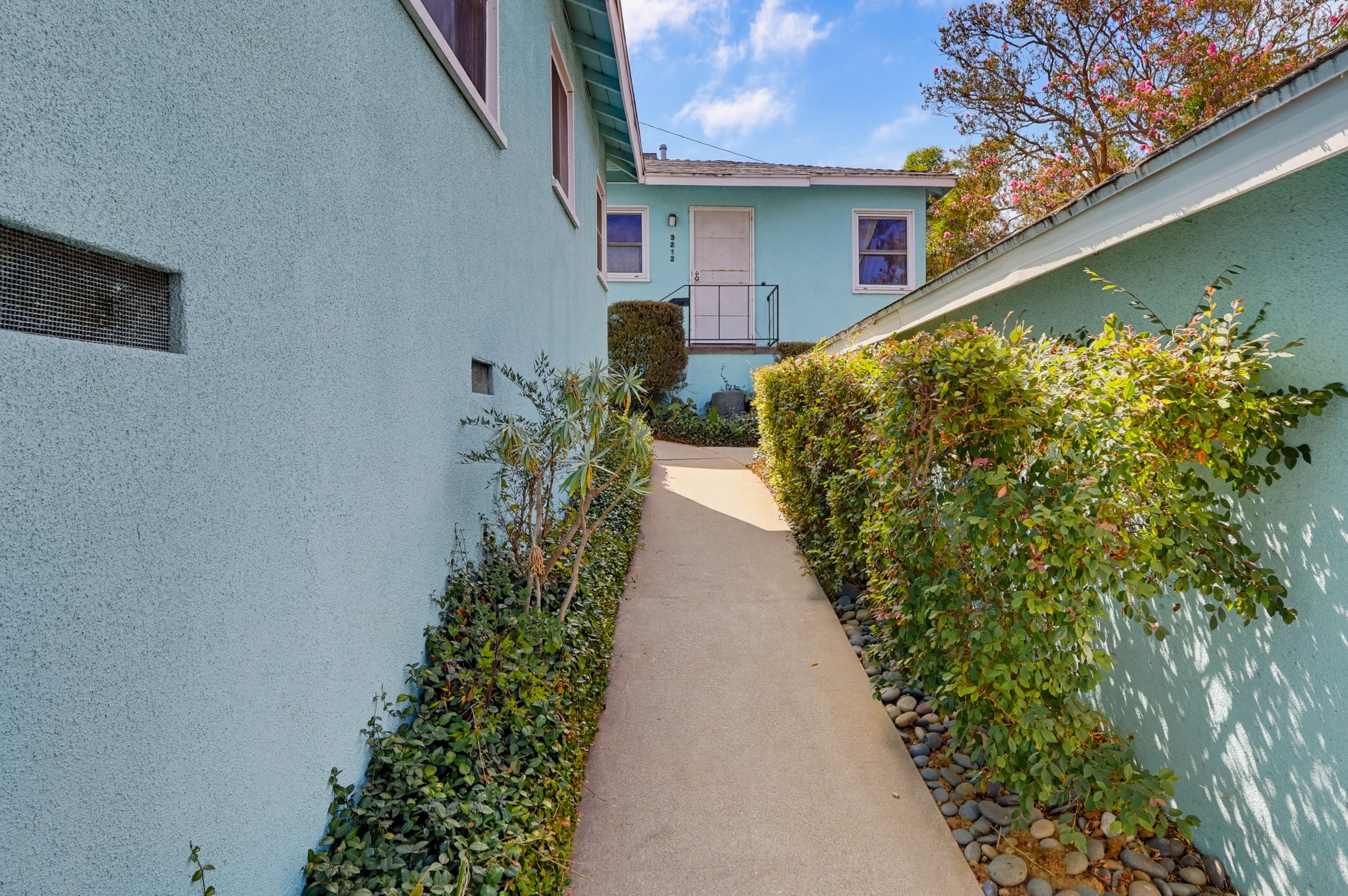 Virtual tour photo 42 of 50 for 3210 Edward Ave