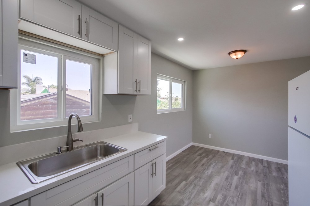 Virtual tour photo 16 of 28 for 3211 Euclid Ave