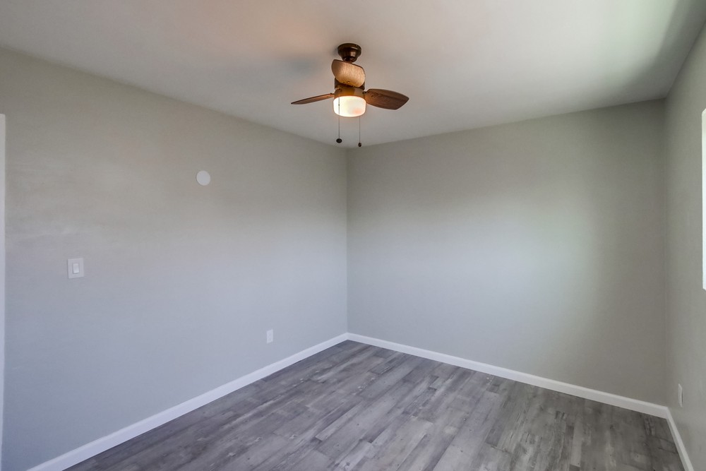 Virtual tour photo 25 of 28 for 3211 Euclid Ave