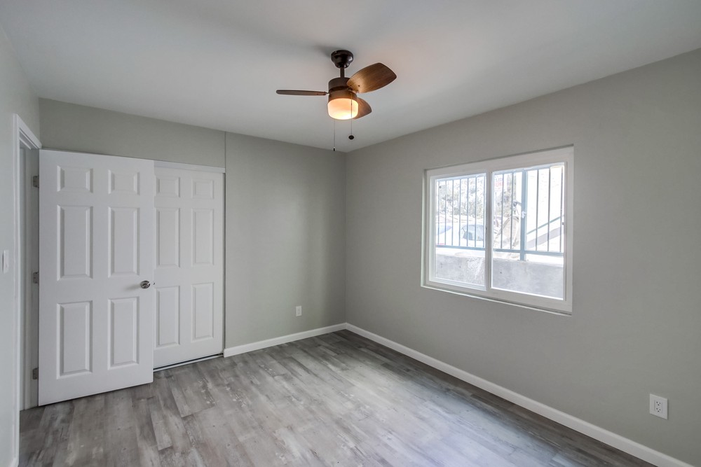 Virtual tour photo 25 of 27 for 3211 Euclid Ave
