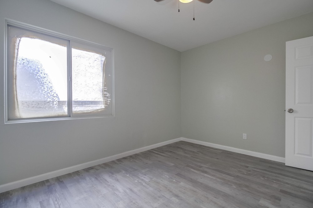 Virtual tour photo 22 of 25 for 3211 Euclid Ave
