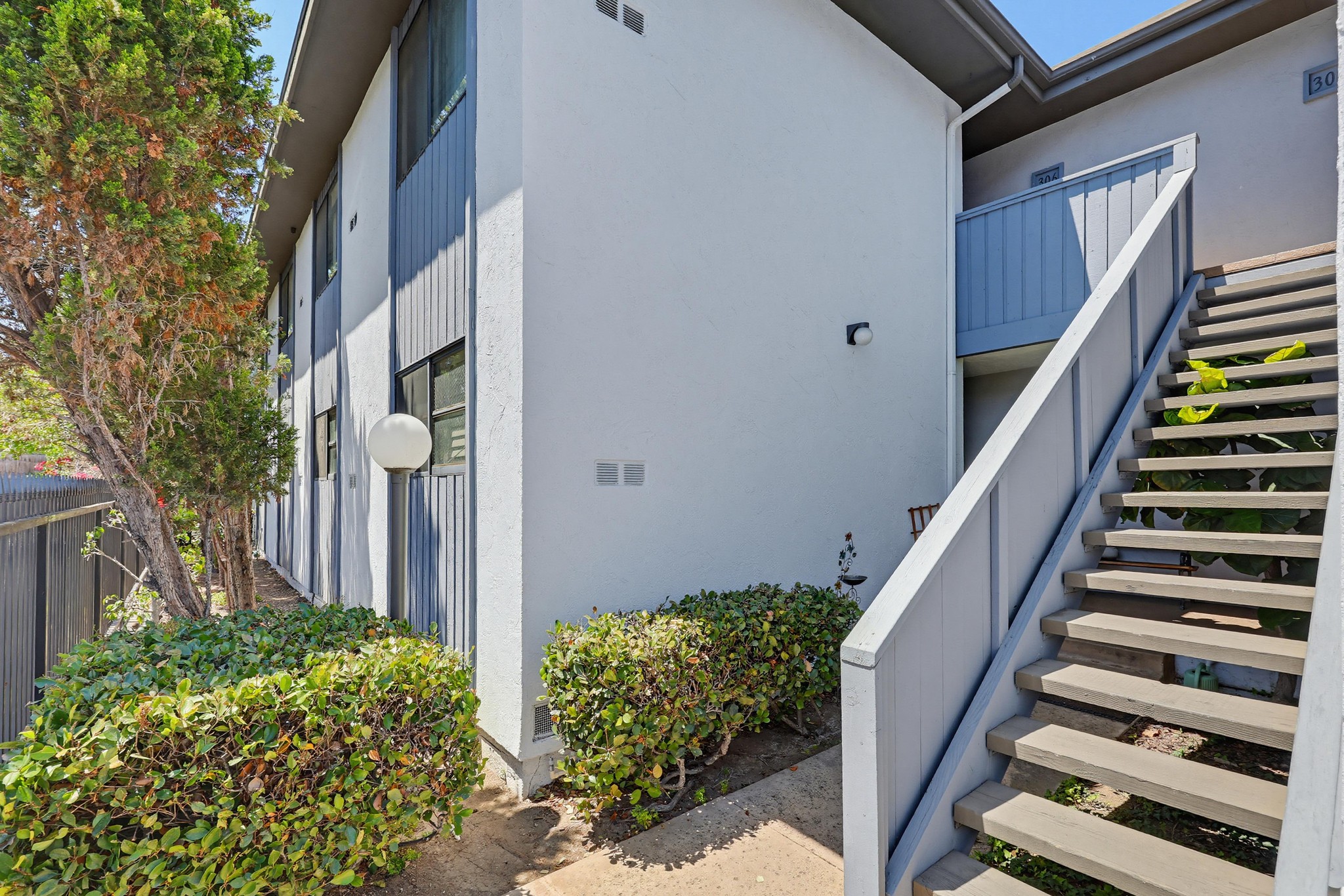 Virtual tour photo 4 of 57 for 3211 Midway Dr UNIT 304