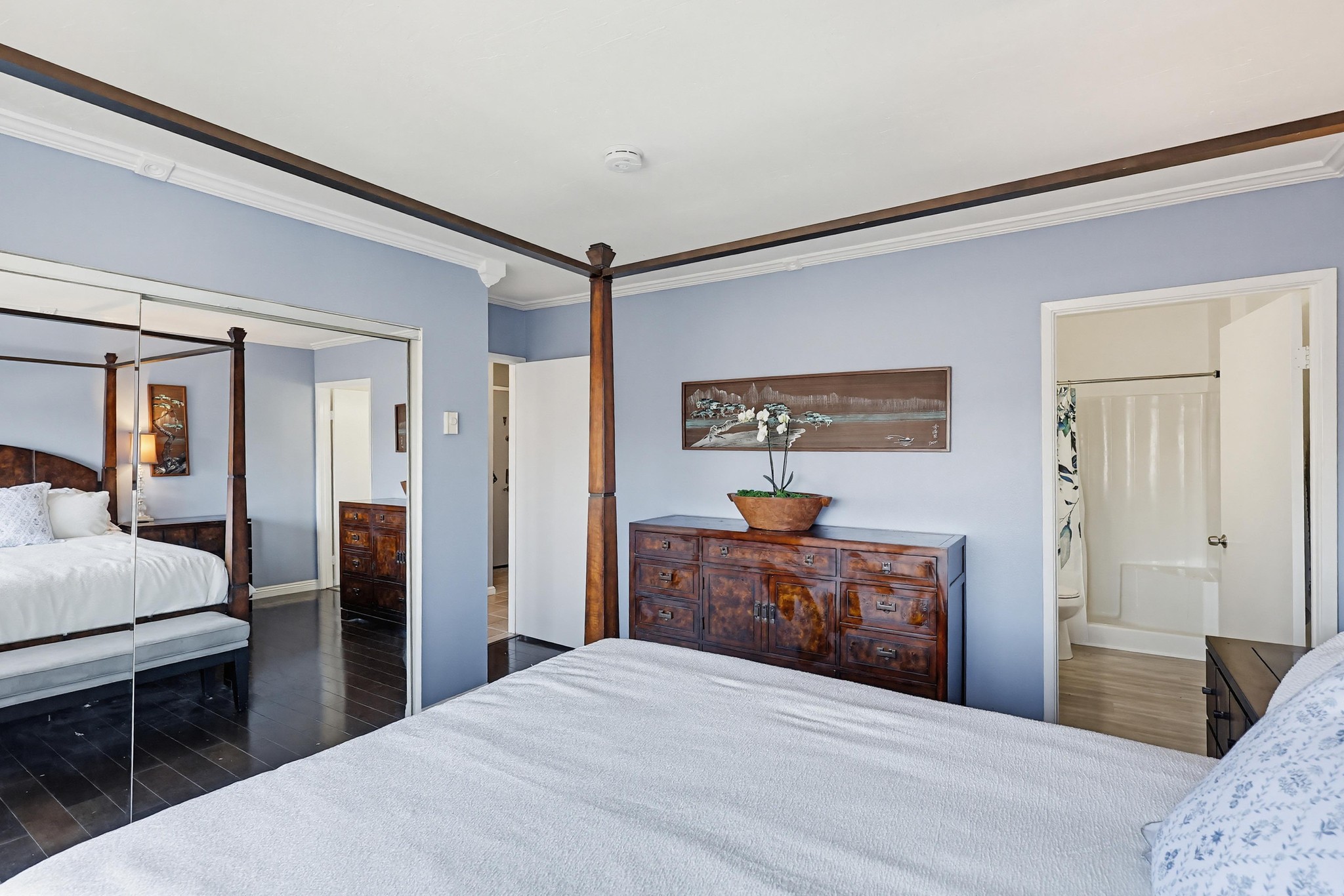 Virtual tour photo 35 of 57 for 3211 Midway Dr UNIT 304