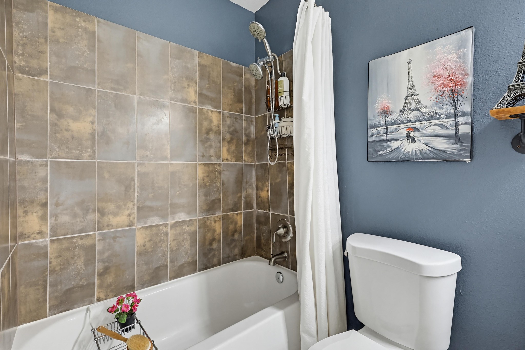 Virtual tour photo 44 of 57 for 3211 Midway Dr UNIT 304