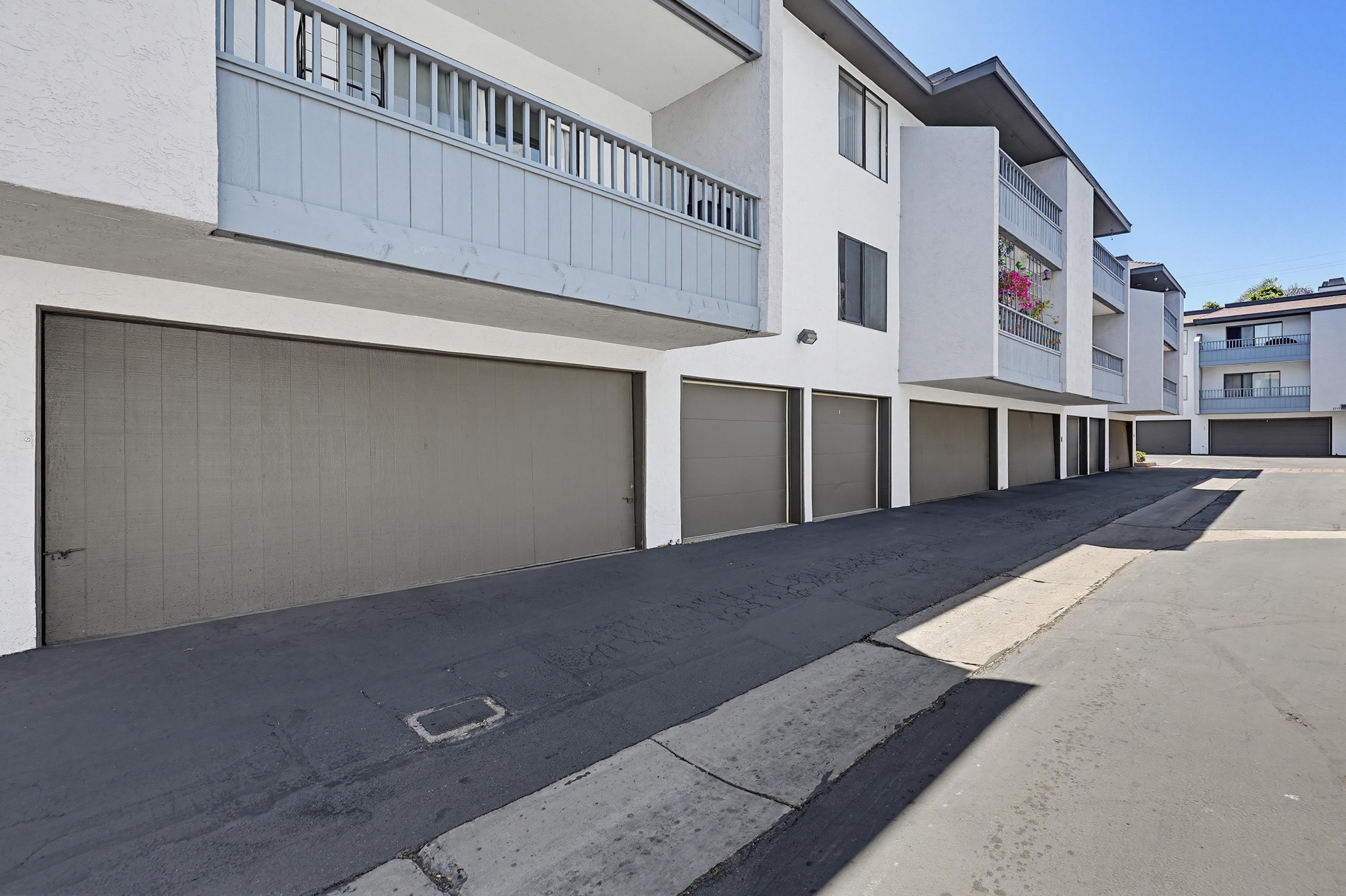 Virtual tour photo 49 of 57 for 3211 Midway Dr UNIT 304