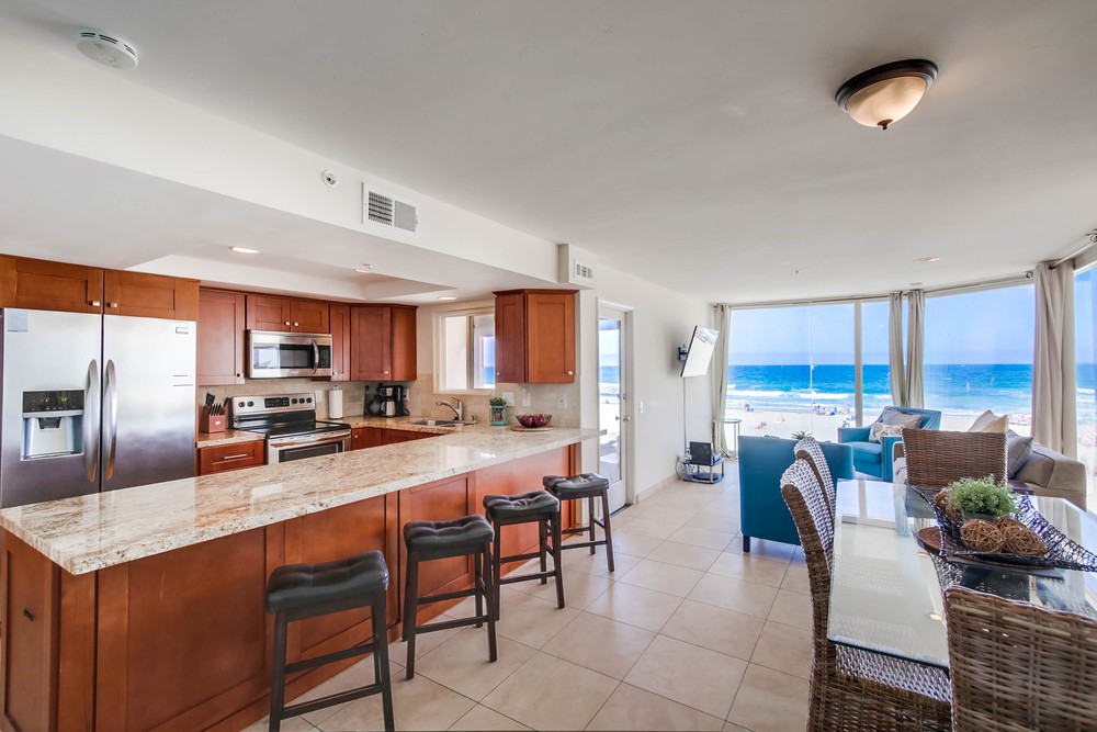 Virtual tour photo 5 of 45 for 3211 Ocean Front Walk