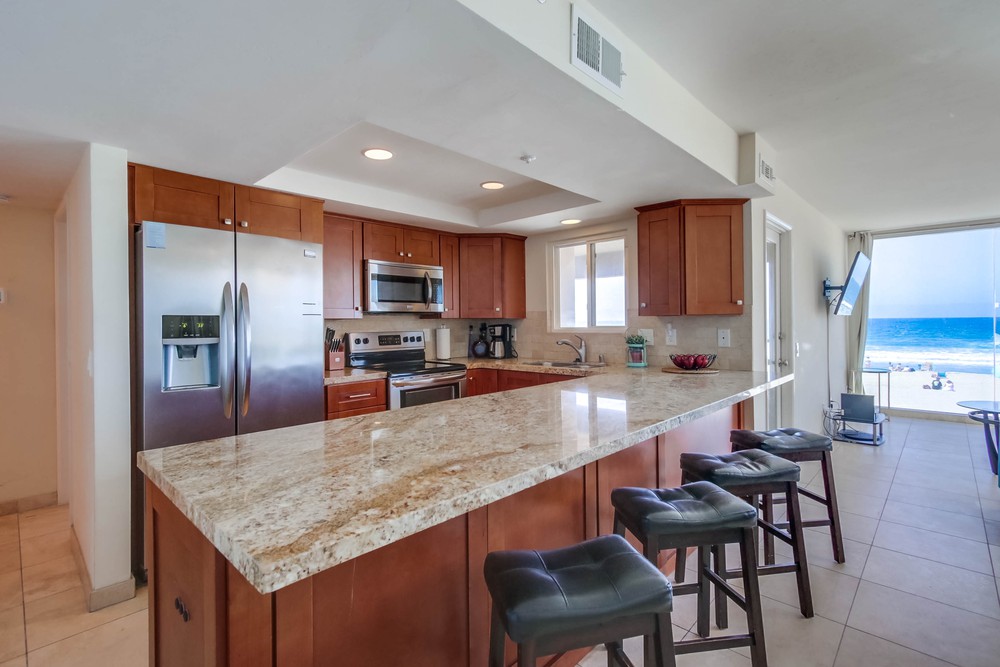 Virtual tour photo 13 of 45 for 3211 Ocean Front Walk