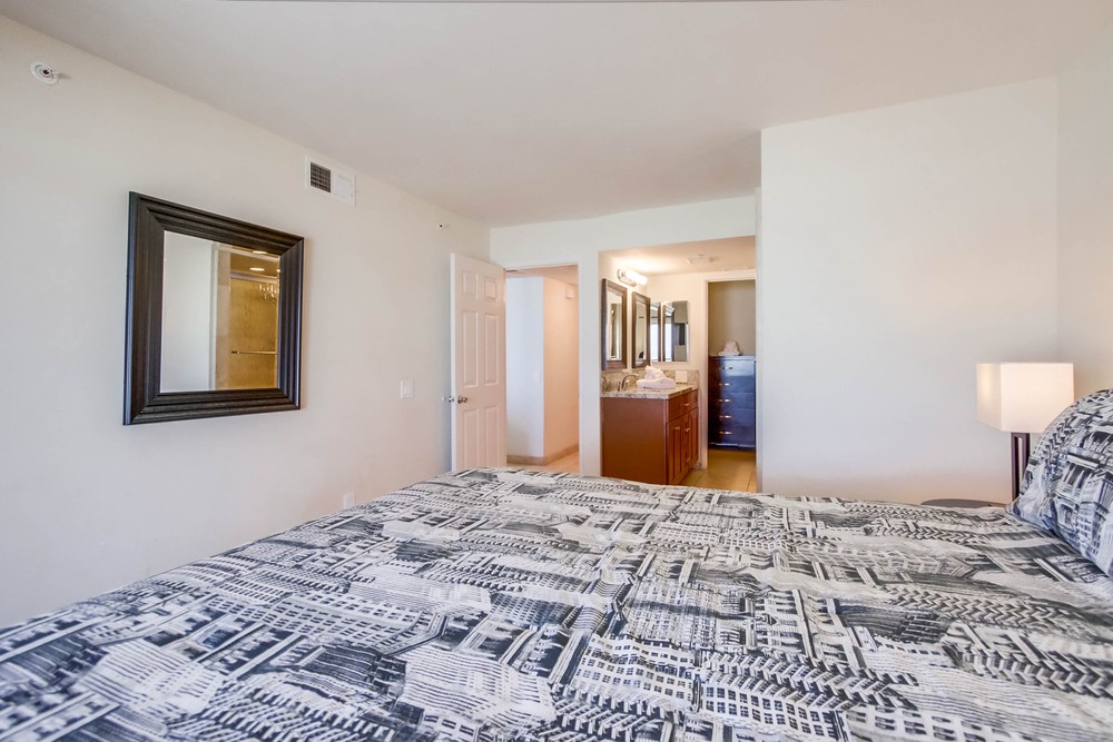 Virtual tour photo 19 of 45 for 3211 Ocean Front Walk