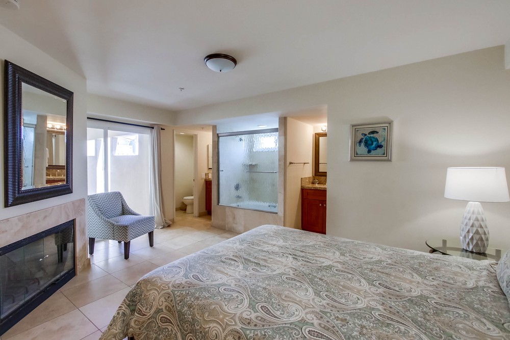Virtual tour photo 25 of 45 for 3211 Ocean Front Walk