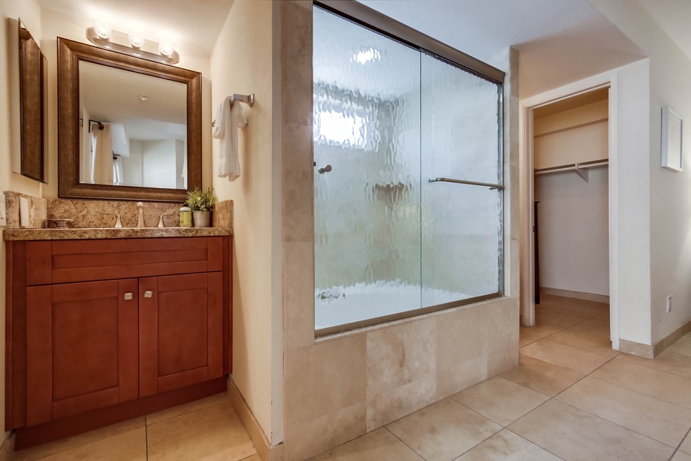 Virtual tour photo 30 of 45 for 3211 Ocean Front Walk
