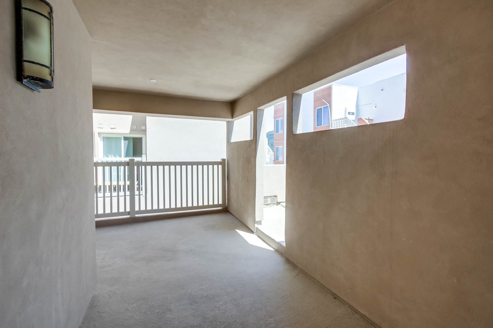 Virtual tour photo 31 of 45 for 3211 Ocean Front Walk