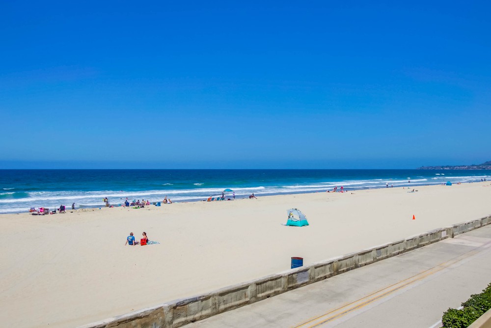 Virtual tour photo 42 of 45 for 3211 Ocean Front Walk