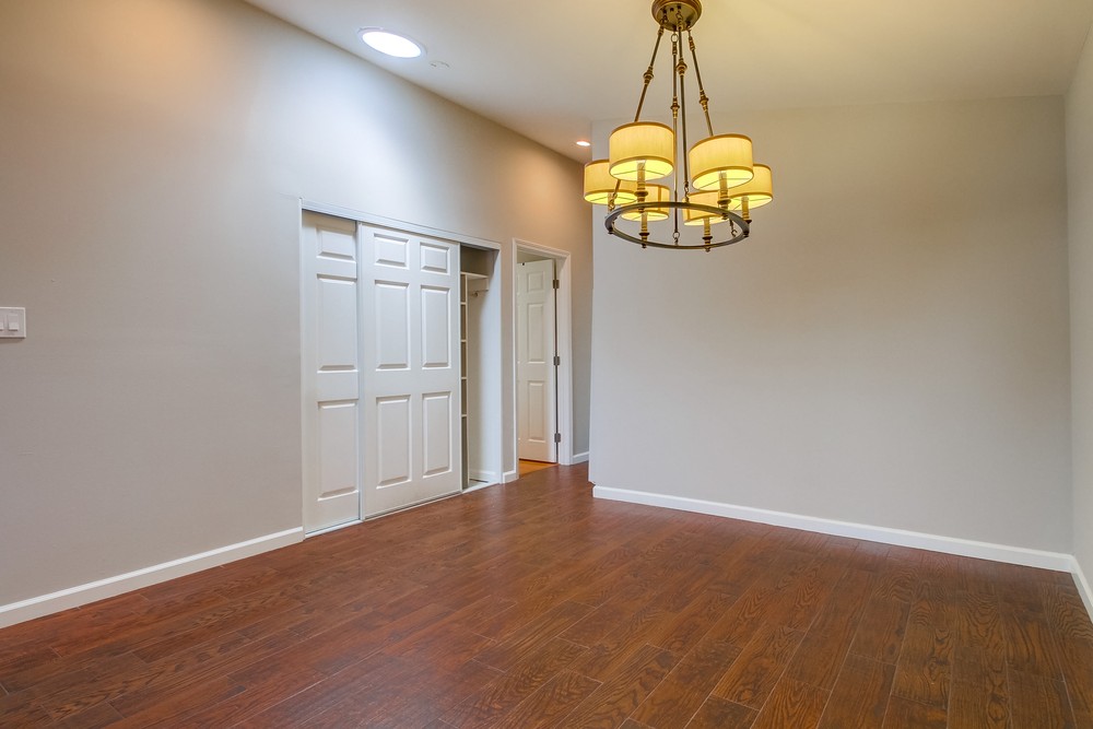 Virtual tour photo 12 of 31 for 3213 Mobley St