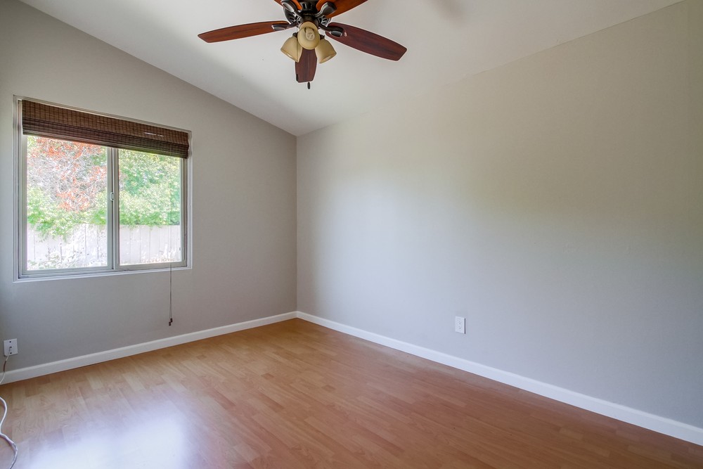 Virtual tour photo 16 of 31 for 3213 Mobley St