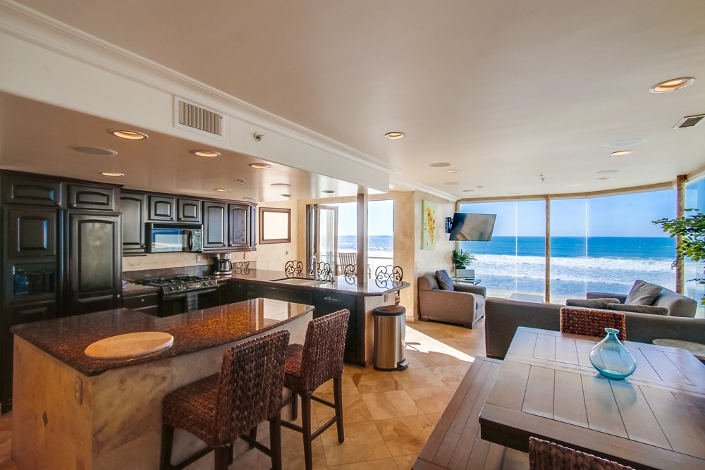 Virtual tour photo 11 of 75 for 3213 Ocean Front Walk