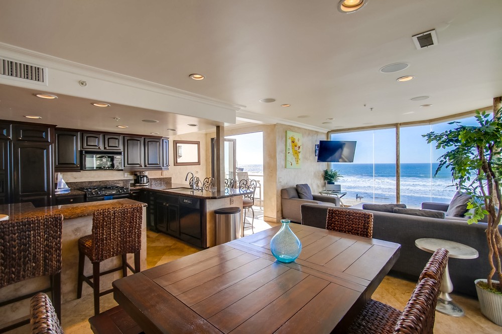 Virtual tour photo 13 of 75 for 3213 Ocean Front Walk