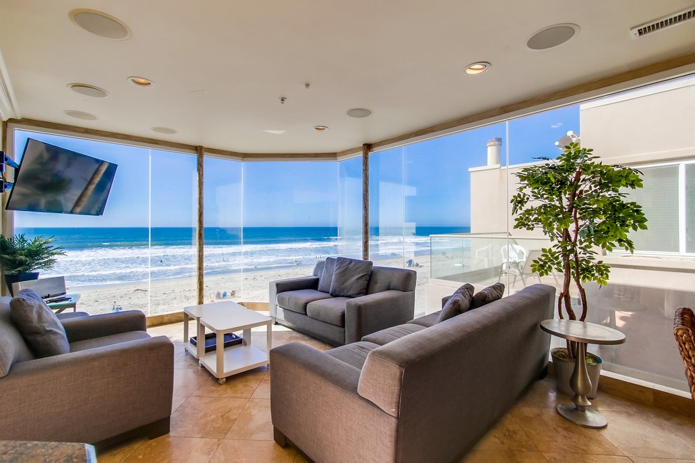 Virtual tour photo 14 of 75 for 3213 Ocean Front Walk
