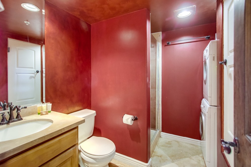 Virtual tour photo 27 of 75 for 3213 Ocean Front Walk