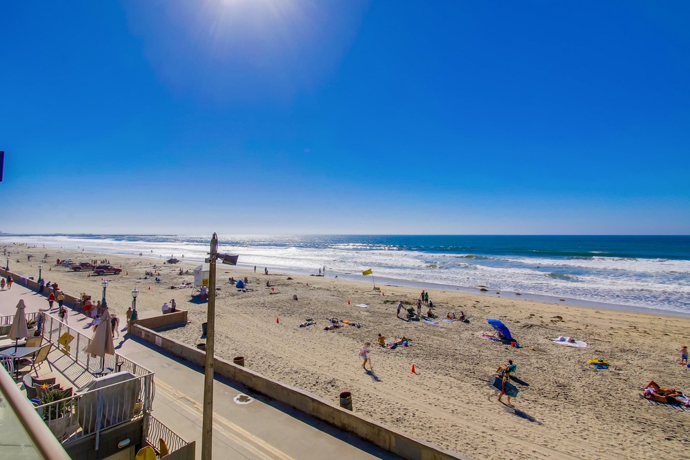 Virtual tour photo 31 of 75 for 3213 Ocean Front Walk