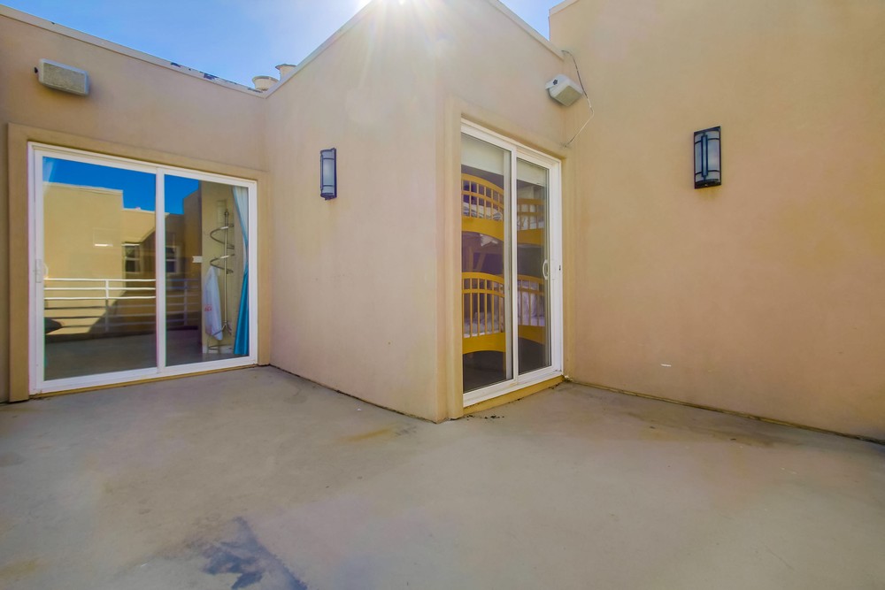 Virtual tour photo 38 of 75 for 3213 Ocean Front Walk