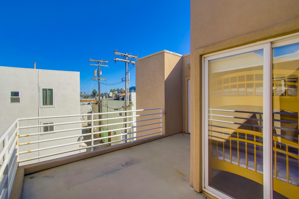Virtual tour photo 40 of 75 for 3213 Ocean Front Walk