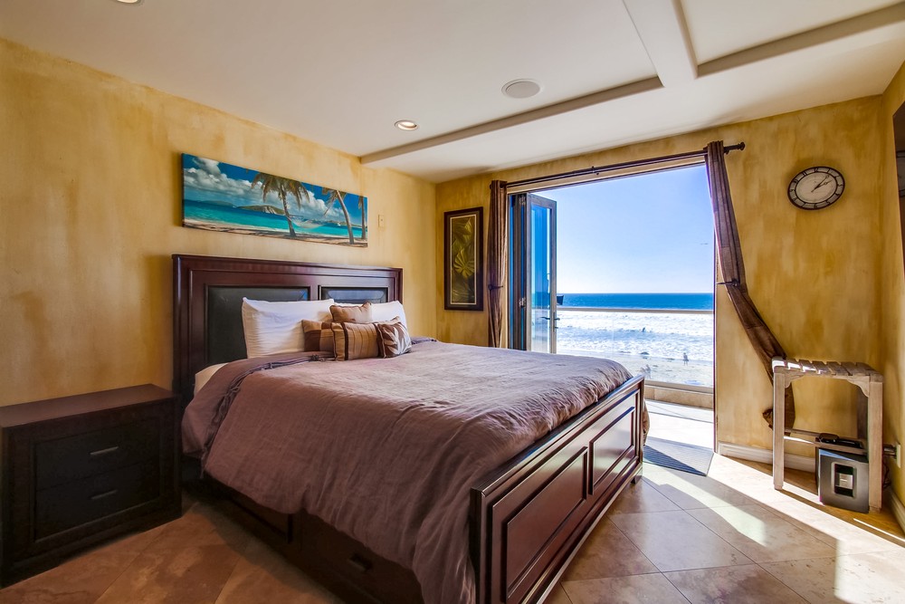 Virtual tour photo 44 of 75 for 3213 Ocean Front Walk