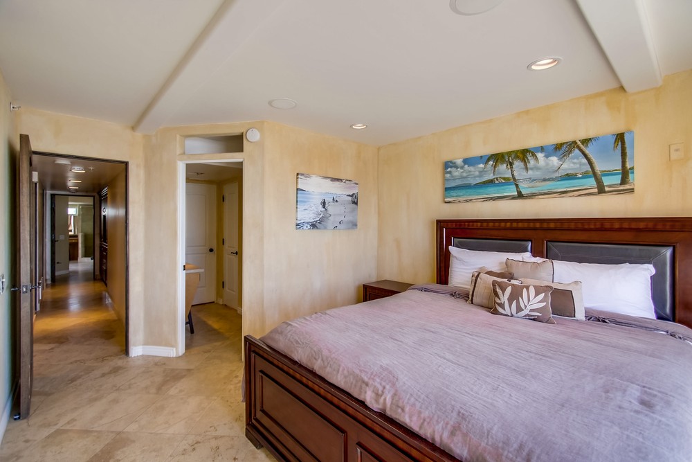 Virtual tour photo 46 of 75 for 3213 Ocean Front Walk