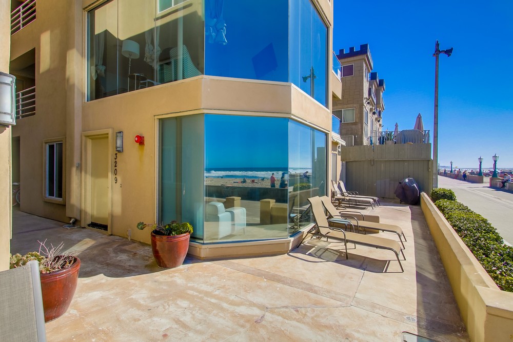 Virtual tour photo 67 of 75 for 3213 Ocean Front Walk