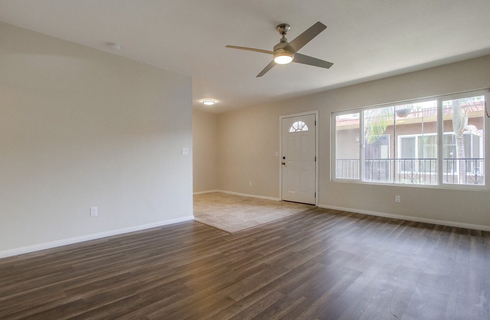 Virtual tour photo 24 of 49 for 3215 44th St UNIT 20