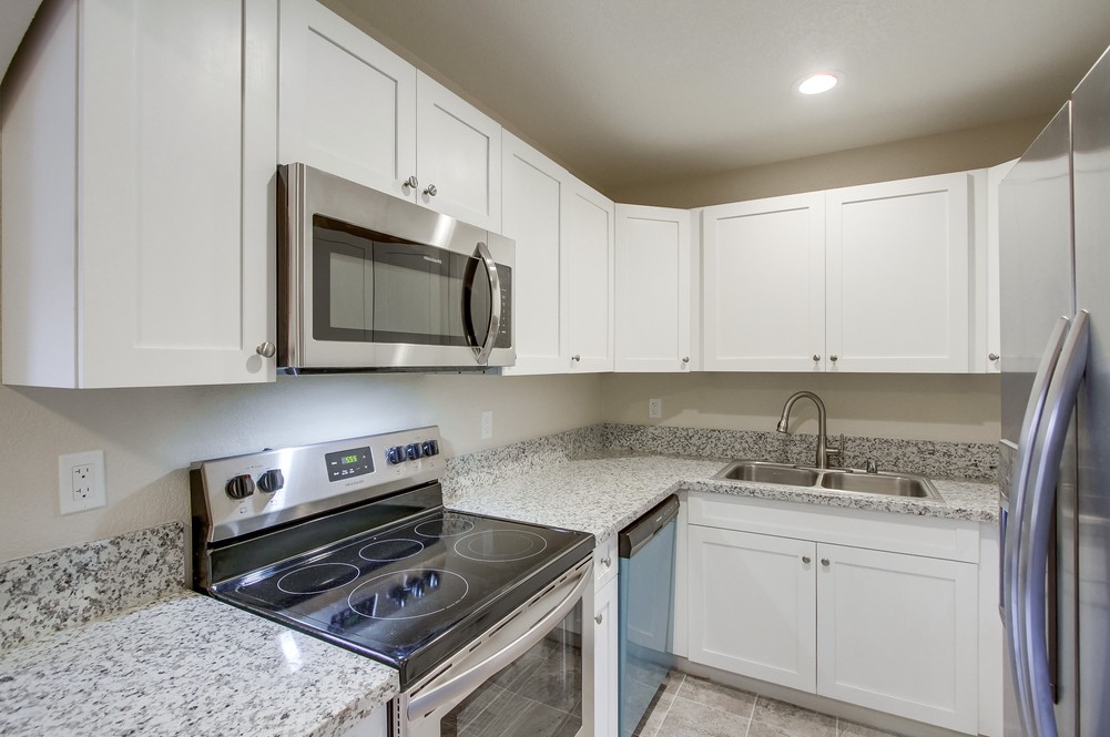Virtual tour photo 30 of 49 for 3215 44th St UNIT 20