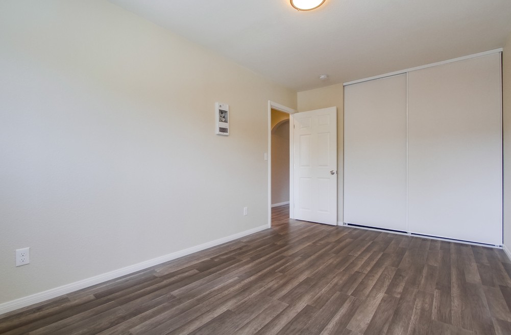 Virtual tour photo 39 of 49 for 3215 44th St UNIT 20