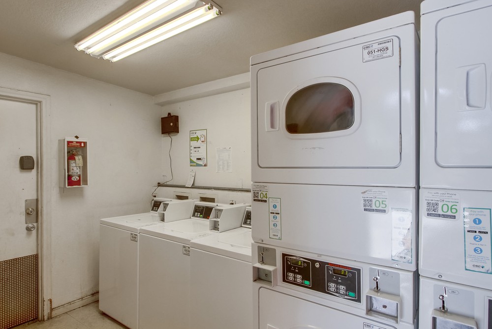 Virtual tour photo 50 of 49 for 3215 44th St UNIT 20