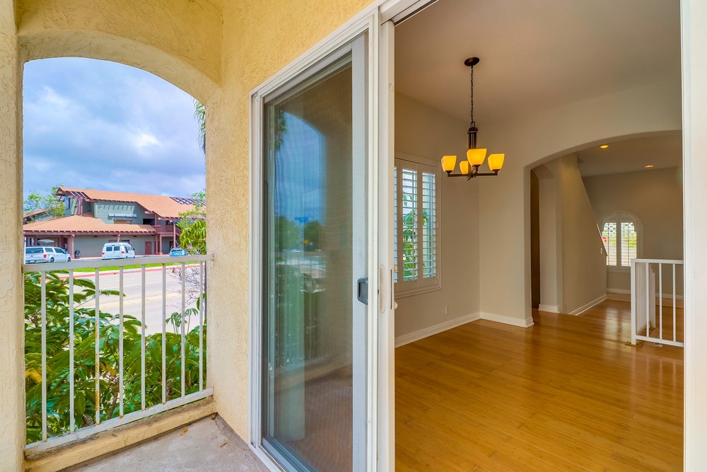 Virtual tour photo 23 of 39 for 3215 Governor Dr