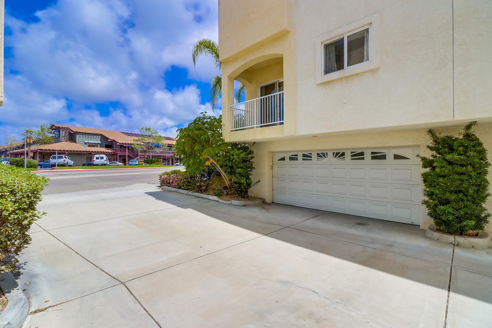 Virtual tour photo 39 of 39 for 3215 Governor Dr