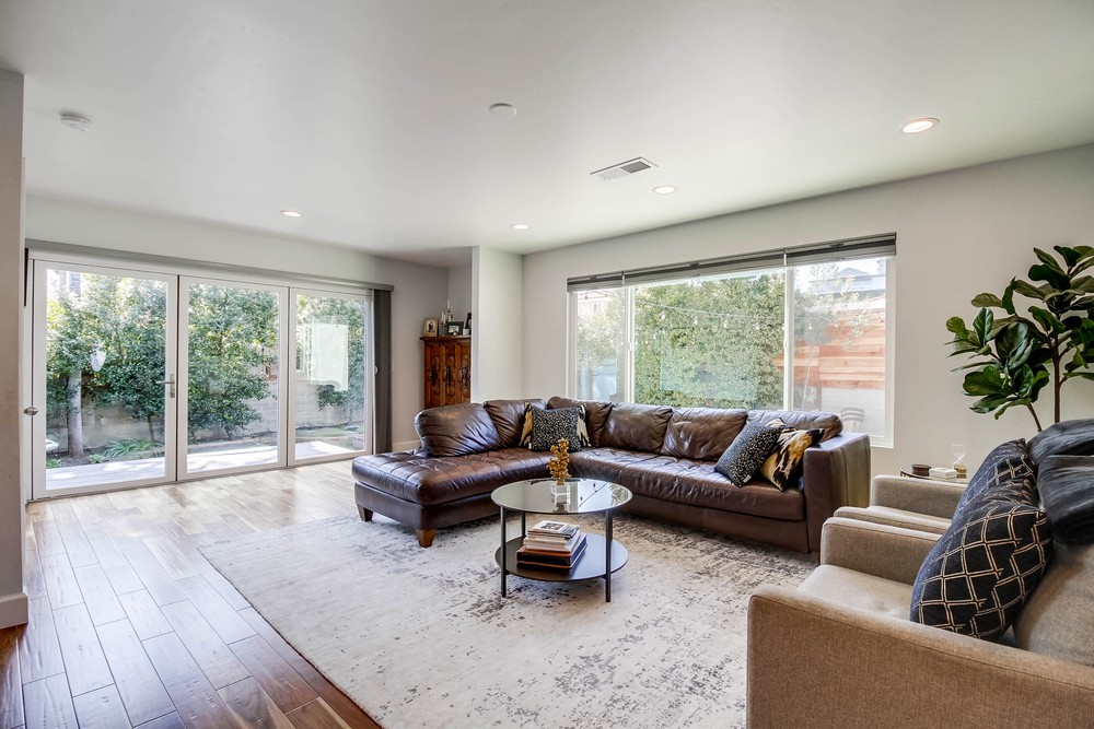 Virtual tour photo 16 of 87 for 3215 Ingelow St